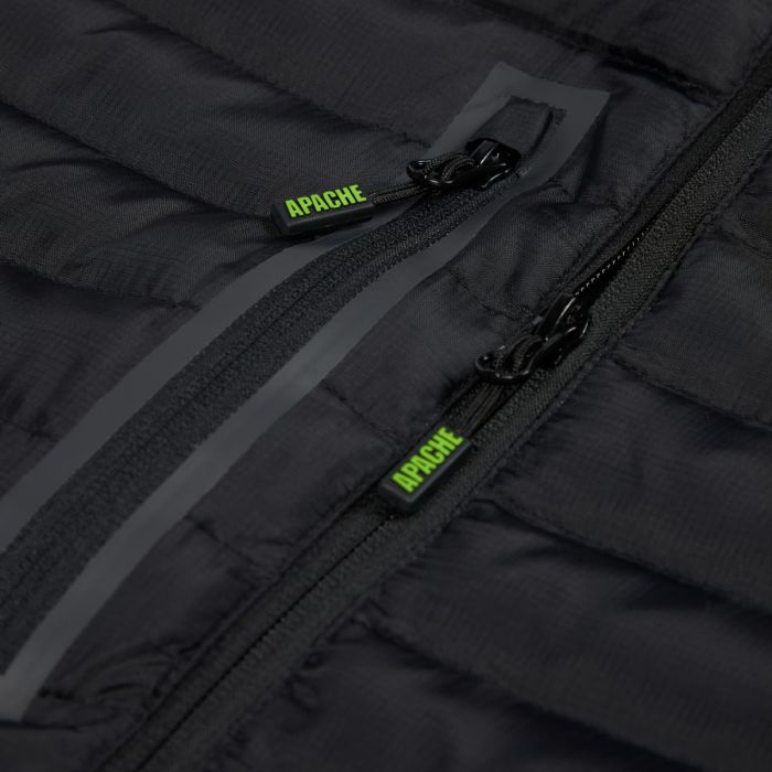 Close-up of Apache Ashcroft Hybrid Jacket zipper and stitching detail