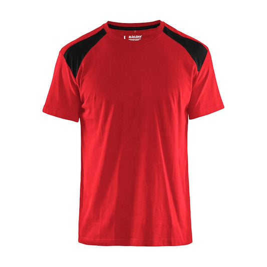 Front view of the Blaklader 3379 two‑tone T‑shirt in red and black, featuring reinforced seams and a rib‑knitted crew neck, on a white background.