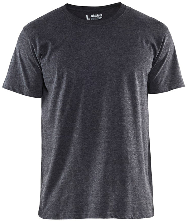 Blaklader T-Shirt 3525 Cotton. Black Melange in colour. Front Profile view. A cosy, useful T-shirt in 100% cotton. The T-shirt has a rib knit neck and reinforced seams at the neck and shoulders. 